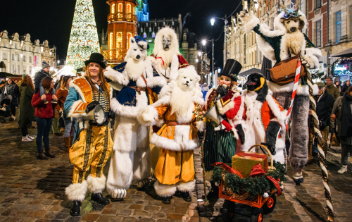 Déambulation La Brigade Animalière du Père Noël par la Cie Okazoo