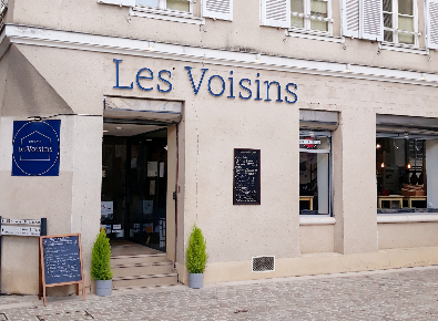 Les Voisins