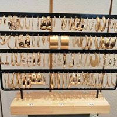 Tout type de créoles argent ou dorée