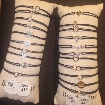 En argent ou doré ! Des bracelets pour tous Chez Lisenn ça bouge  #lisen  #lisenn28 #bijoux #bracele