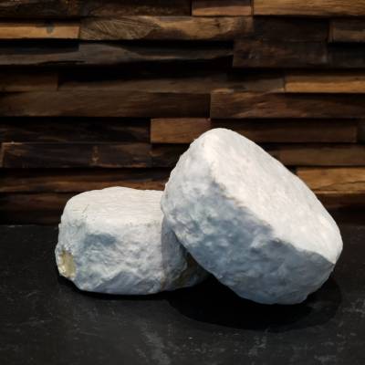 Le Santrange : fromage au lait cru de vache affiné dans les caves de Chavignol