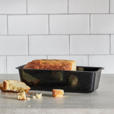 LA PÂTISSERIE : Êtes-vous plutôt fer blanc, moules anti-adhérents ou en porcelaine ?