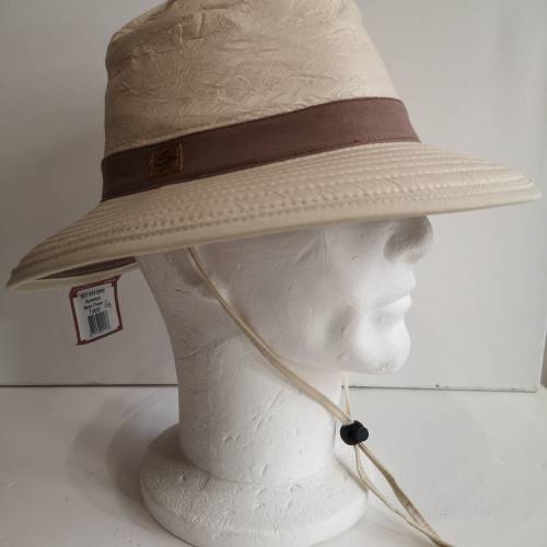Chapeau anti UV Aventure 618 BMB