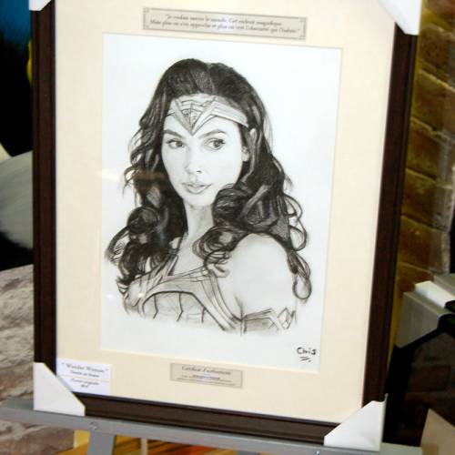 Wonder Woman - Dessin ORIGINAL A4 au fusain sur feuille à grain.